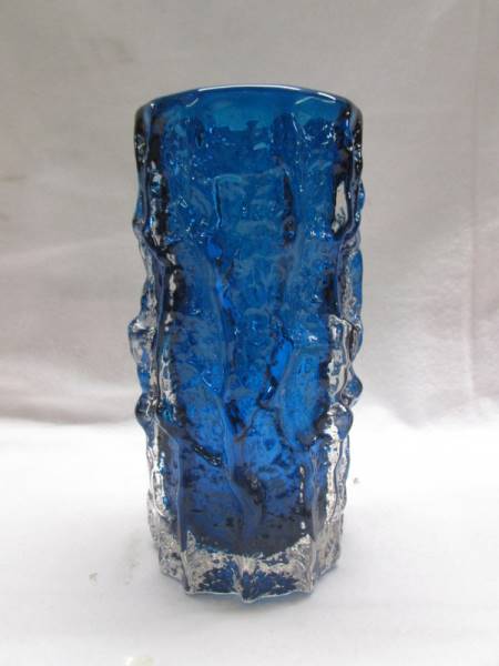 Three Whitefriars pattern 9689 6" bark vase - 2 x ruby red and 1 Kingfisher blue. - Image 3 of 4