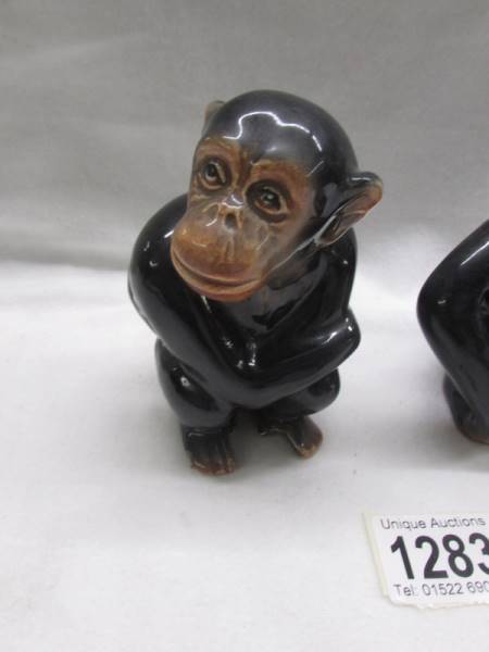 Two Beswick chimpanzee's. - Image 2 of 5