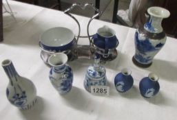 A mixed lot of blue and white ceramics including Wedgwood.