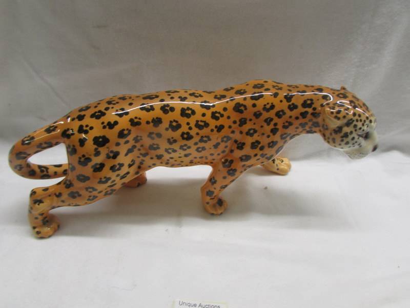 Two Beswick leopards, 8" and 6". - Image 3 of 3