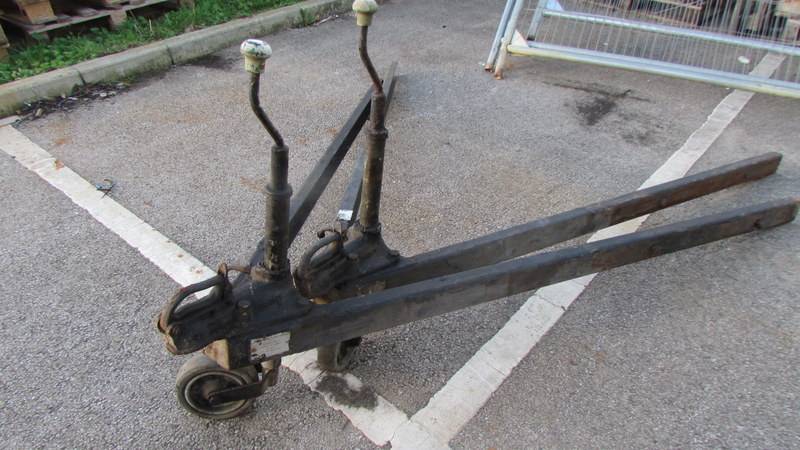 Two trailer tow hitches. COLLECT ONLY. - Image 3 of 3