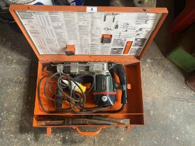 A Metabo hammer drill 110V and 3 chisels. fully working order. Collect Only.