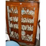 A 1950's display cabinet in good condition, COLLECT ONLY.