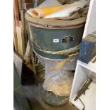 A dust extractor with spare plastic bags. Collect Only.