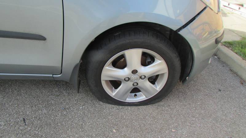 A 2007 Toyota Yaris Sarit. COLLECT ONLY. Sold for spares or repairs. - Image 14 of 18