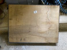 A four wheel trolley. Collect Only.