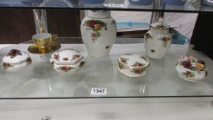 A mixed lot of Royal Albert Old Country Roses porcelain.