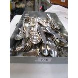 A mixed lot of cutlery.