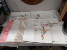 A selection of early 20th century linen.