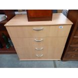 A light wood effect 3 drawer chest. 80cm x 45cm x 76cm.