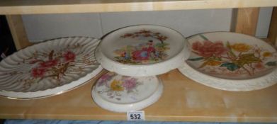 A quantity of 20th century bread plates.