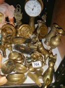 A mixed lot of brass ware.