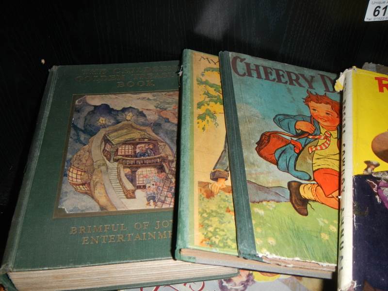 A quantity of children's books. - Image 2 of 2