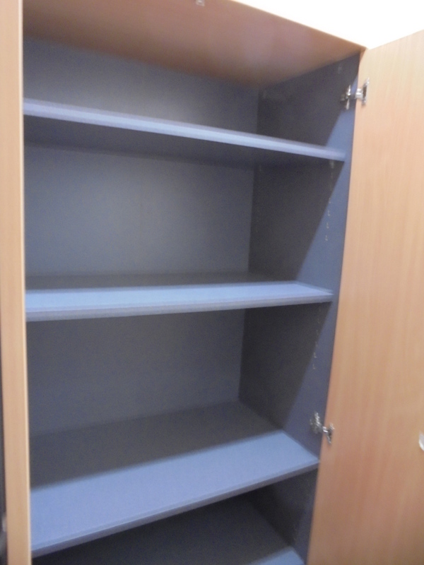 A modern office cabinet. - Image 2 of 2