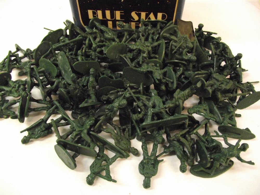 A blue star lines vintage tin containing plastic soldiers - Image 2 of 3