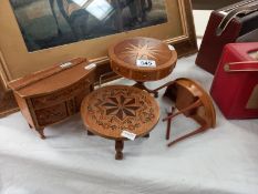 An inlaid dolls house drum table and 3 other pieces, 2 a/f