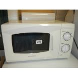 A Daewoo microwave oven, COLLECT ONLY.