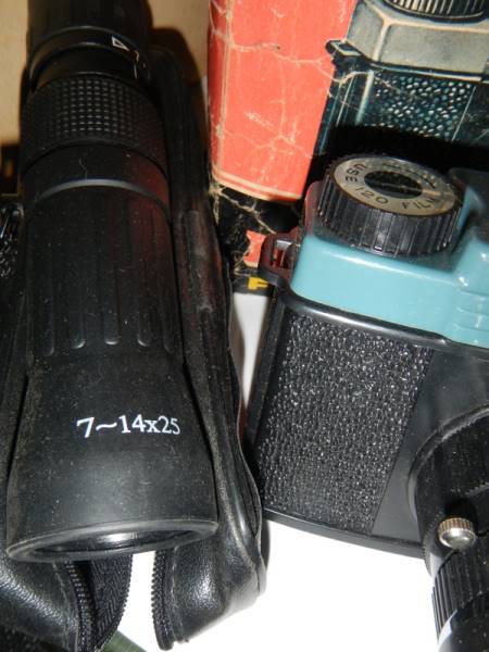 A quantity of camera's and a monocular. - Image 2 of 2