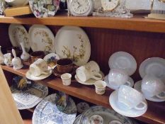 A mixed lot of ceramics.