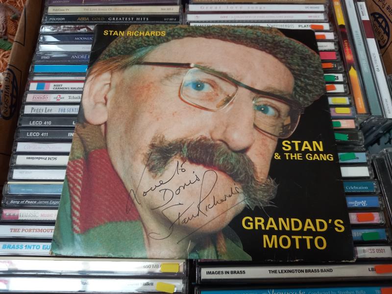 A good selection of CD's & a signed Stan & The Gang, Grandads motto, 45rpm record - Image 4 of 4