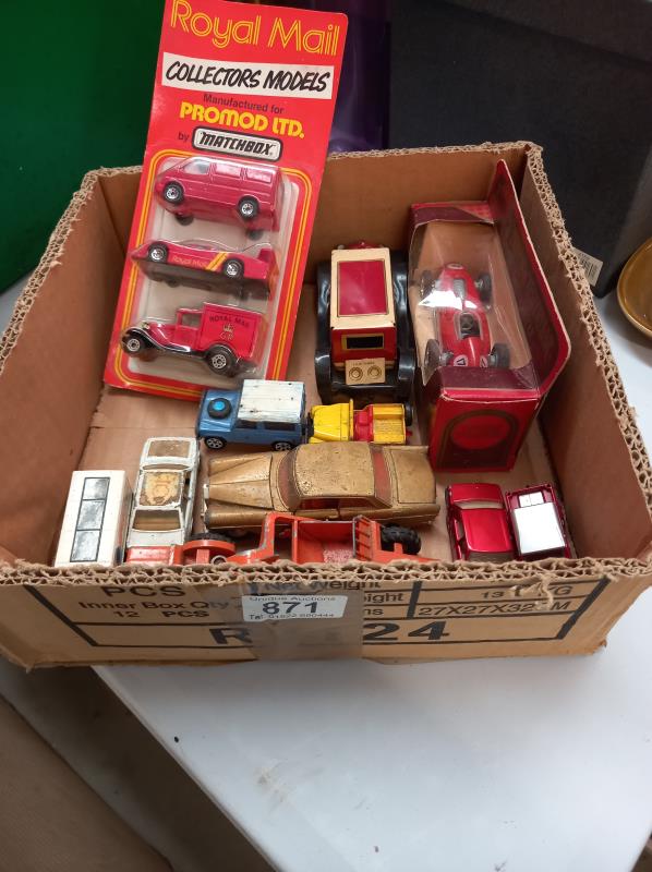 A box of play worn die cast including Matchbox, Dinky & tin plate cars