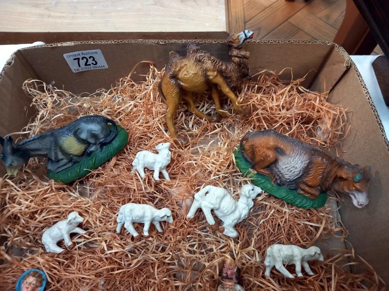 A vintage Nativity set, Camel A/F & missing baby Jesus - Image 2 of 4