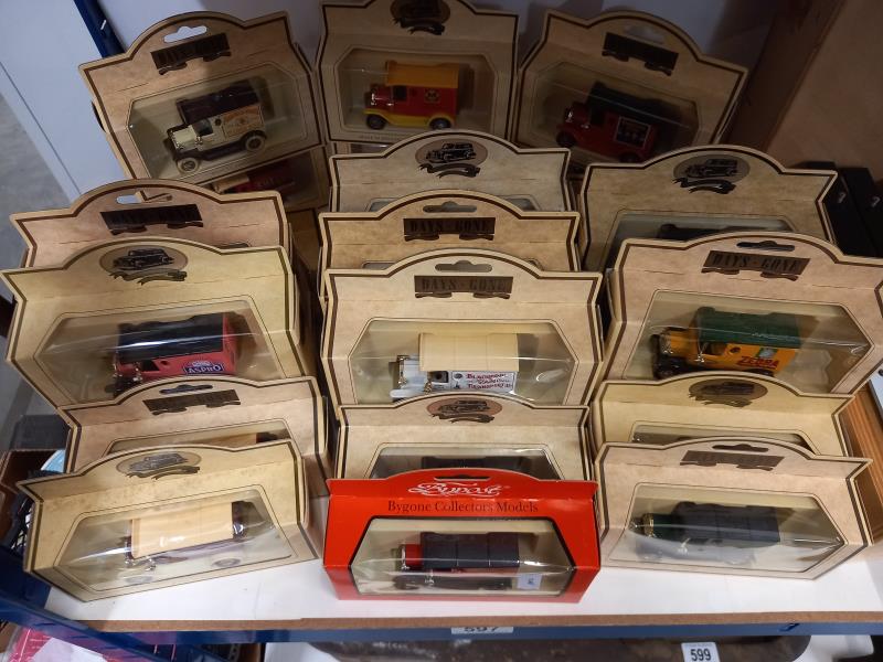 A quantity of boxed Lledo days gone die cast model vans - Image 2 of 2