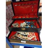 A jewellery box & contents