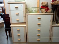 A 5 drawer chest of drawers & 2 bedsides