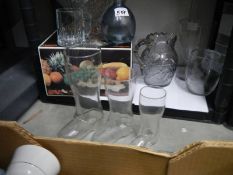 A mixed lot of mid 20th century glass and a set of three boot glasses.