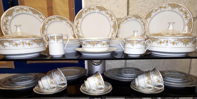 Approximately 40 pieces of Noritake 'Clara' pattern tableware. COLLECT ONLY. - Image 2 of 2