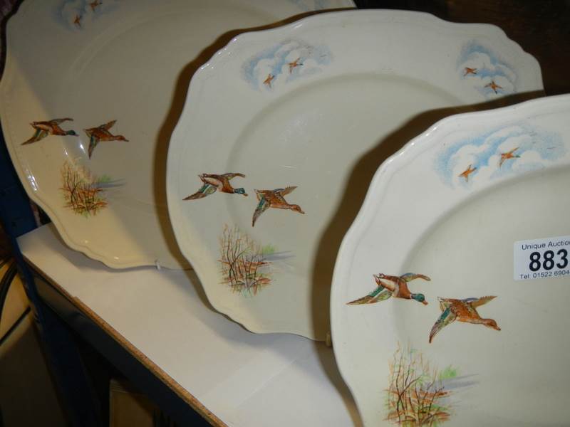 A set of three Alfred Meakin bird decorated meat platters. - Image 2 of 3