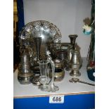 A mixed lot of silver plate.