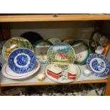 A mixed lot of collector's plates etc.,
