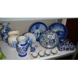 A mixed lot of blue and white ceramics including Danish.