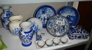 A mixed lot of blue and white ceramics including Danish.