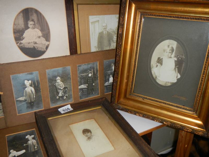 A good lot of old black and white photographs including some in frames. - Image 4 of 6