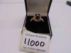 A 9ct ring, size S, 5 grams.
