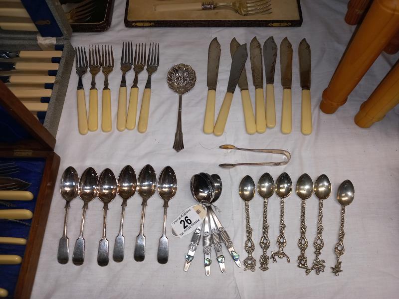 4 case cutlery sets including fish knives and forks and Italian spoons - Image 6 of 6