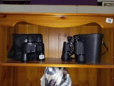 2 x binoculars Halina Discovery 10 x 40 & Regent 10 x 50