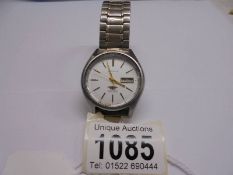A Citizen Watch Co., 21 jewel automatic wrist watch.