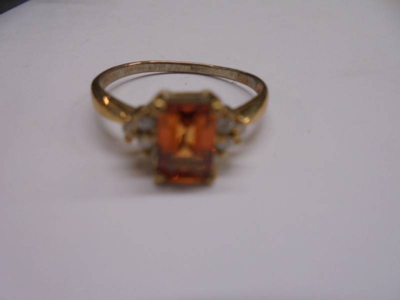 A 9ct gold ring size T. 2.3 grams. - Image 2 of 2