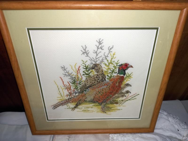 3 pine framed tapestries of birds including pheasants and tits - Image 4 of 4