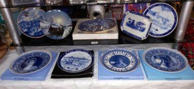 A selection of blue & white cabinet collectors plates