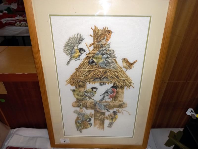 3 pine framed tapestries of birds including pheasants and tits - Image 3 of 4