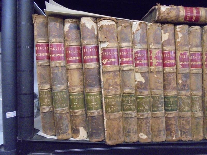 18 Volumes of English encyclopaedia. - Image 3 of 3