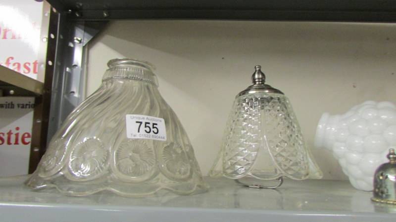 Four glass lampshades. - Image 3 of 3