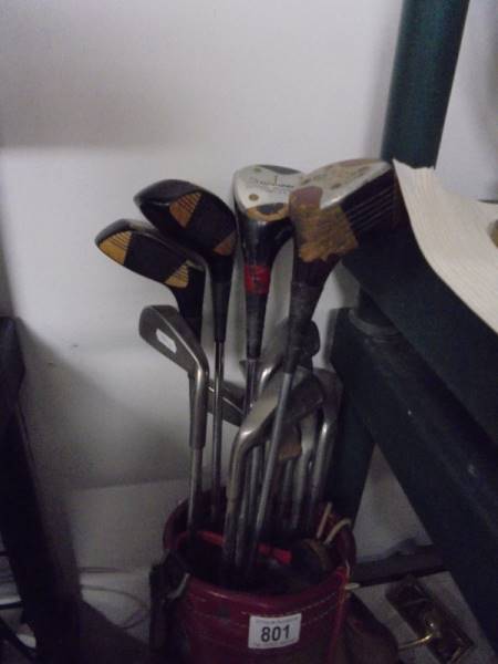 A vintage golf bag with clubs, COLLECT ONLY. - Image 2 of 2