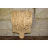 Corbel decorated with acanthus leaf