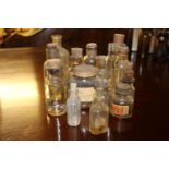 Miscellaneous lot of fifteen chemist bottles.